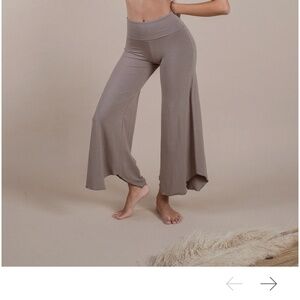 Women’s Indigo Luna Yoga Pants